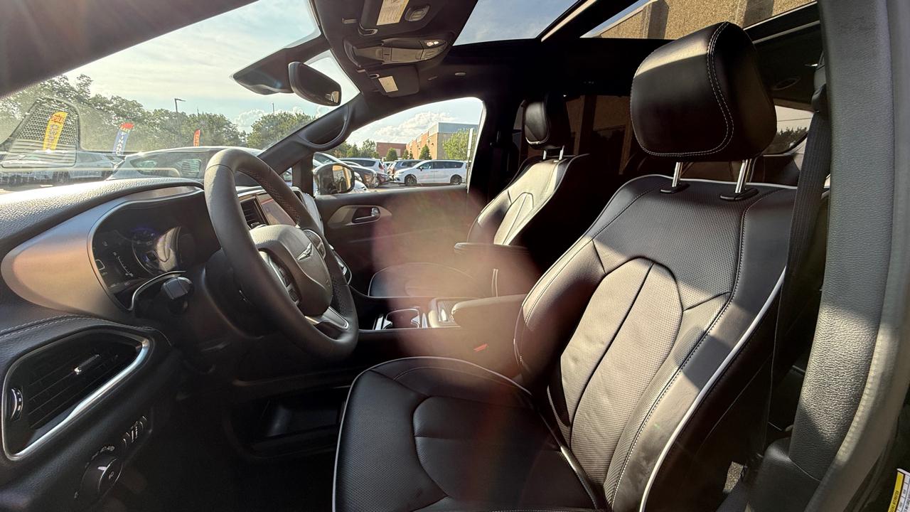 Chrysler Pacifica Limited 2026