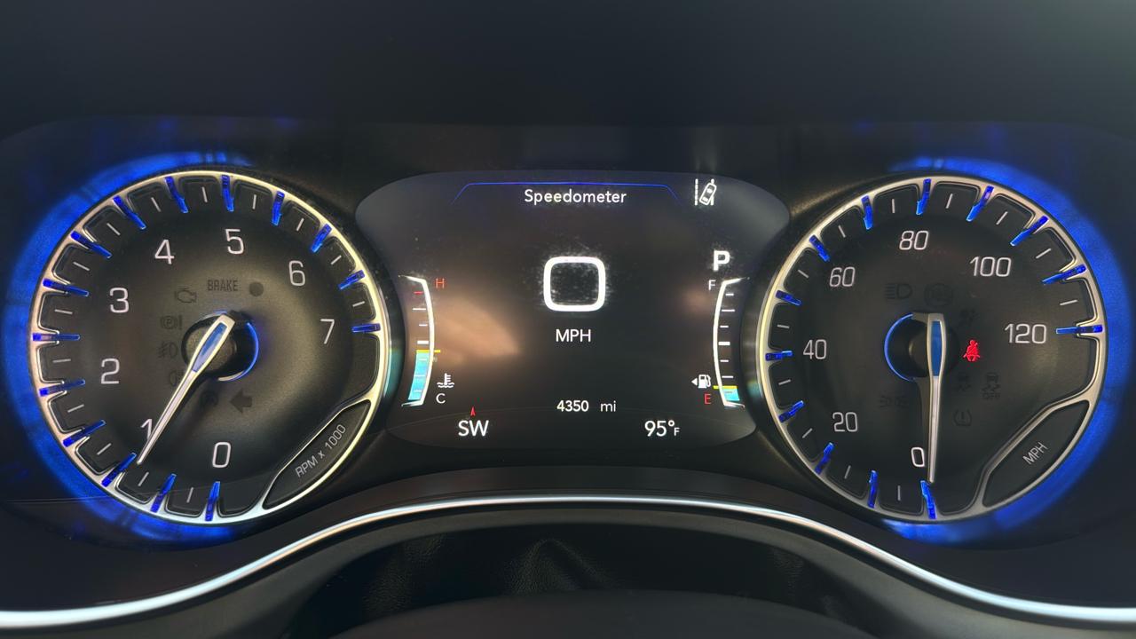 Chrysler Pacifica Limited 2026