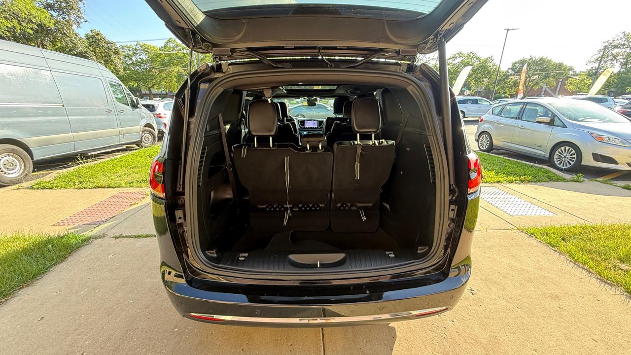Chrysler Pacifica Limited 2026