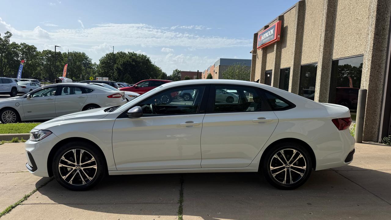 Volkswagen Jetta Sport 2025