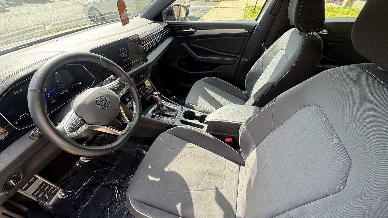 Volkswagen Jetta Sport 2025