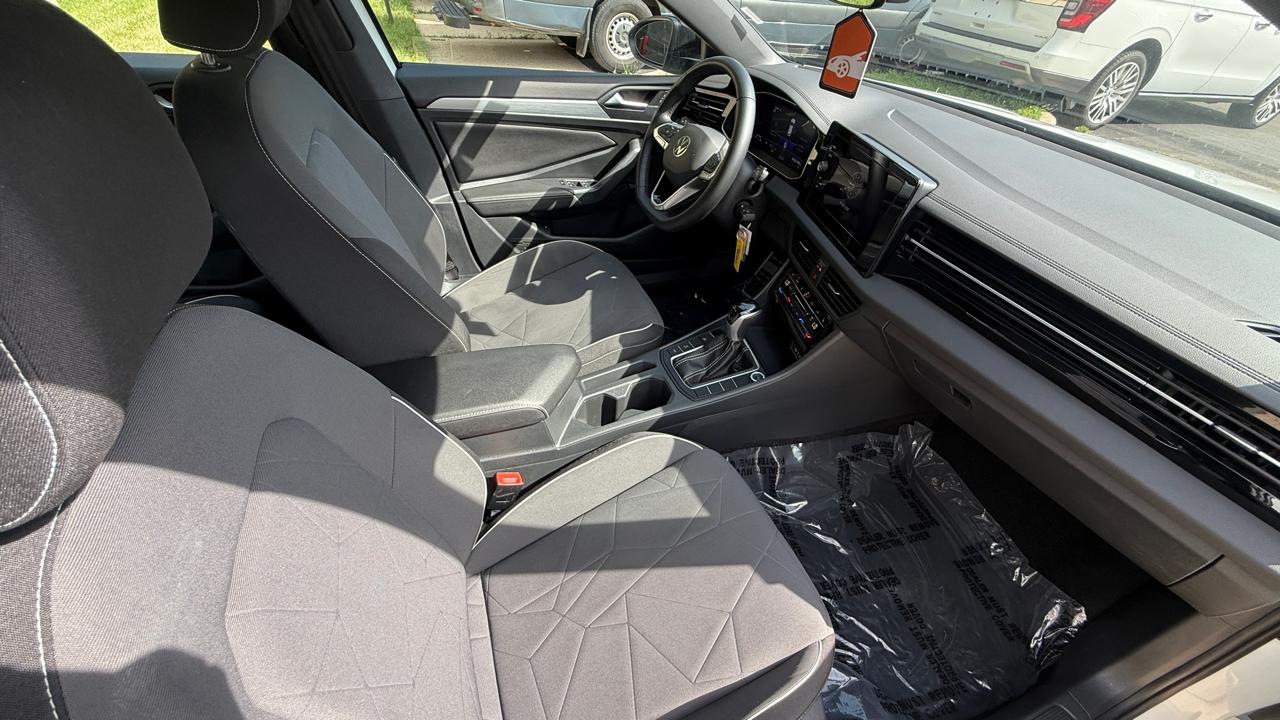 Volkswagen Jetta Sport 2025