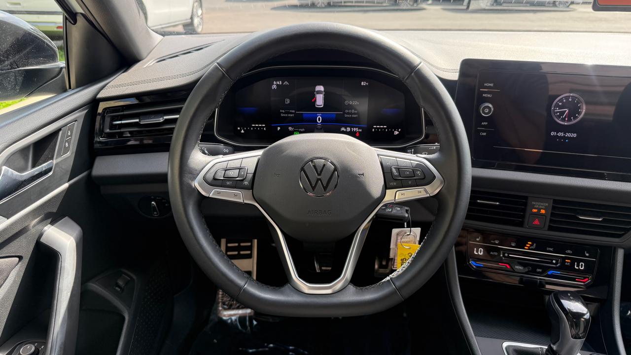 Volkswagen Jetta Sport 2025
