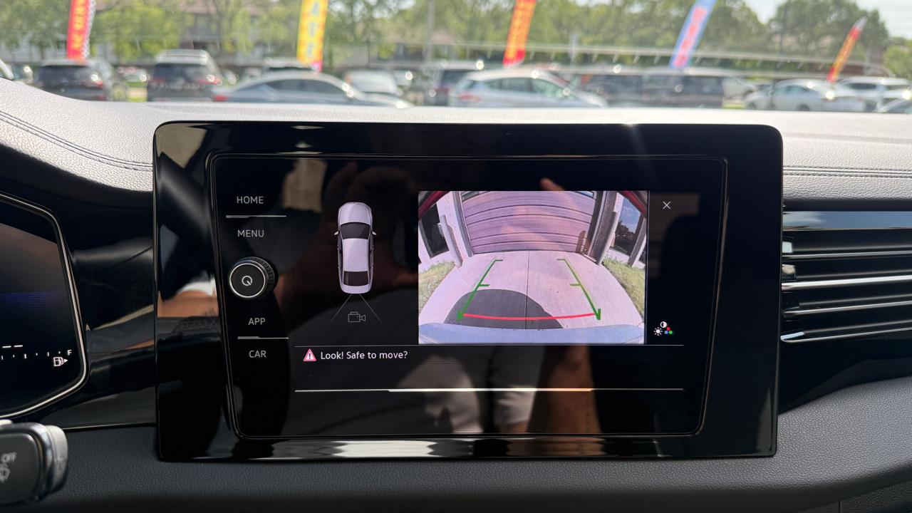 Volkswagen Jetta Sport 2025