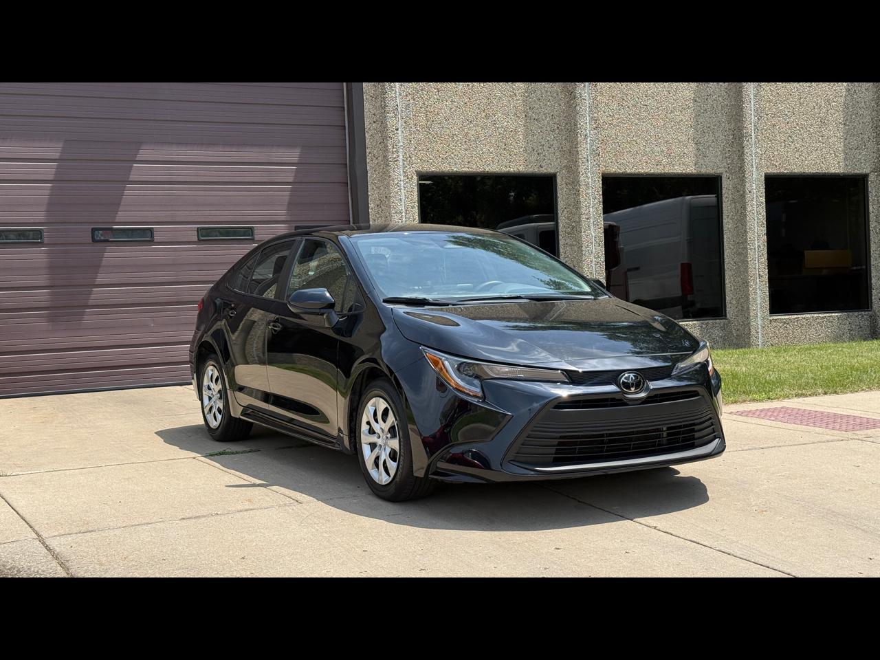 Toyota Corolla LE 2025