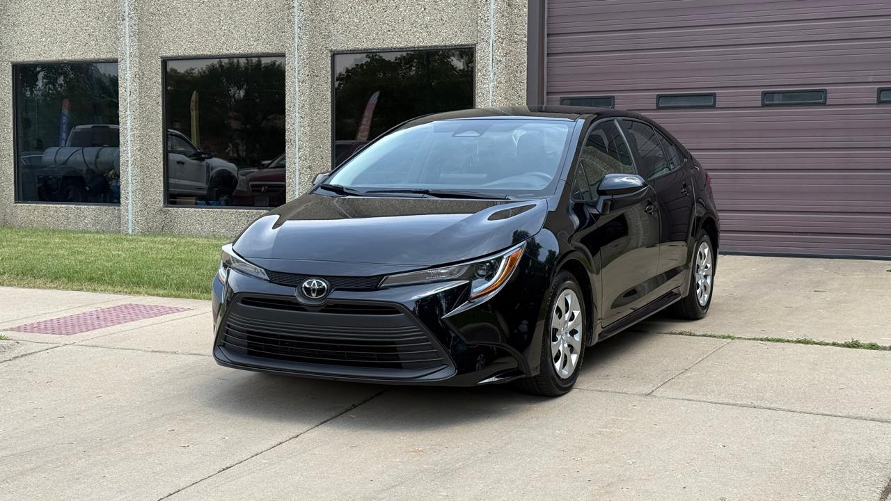 Toyota Corolla LE 2025