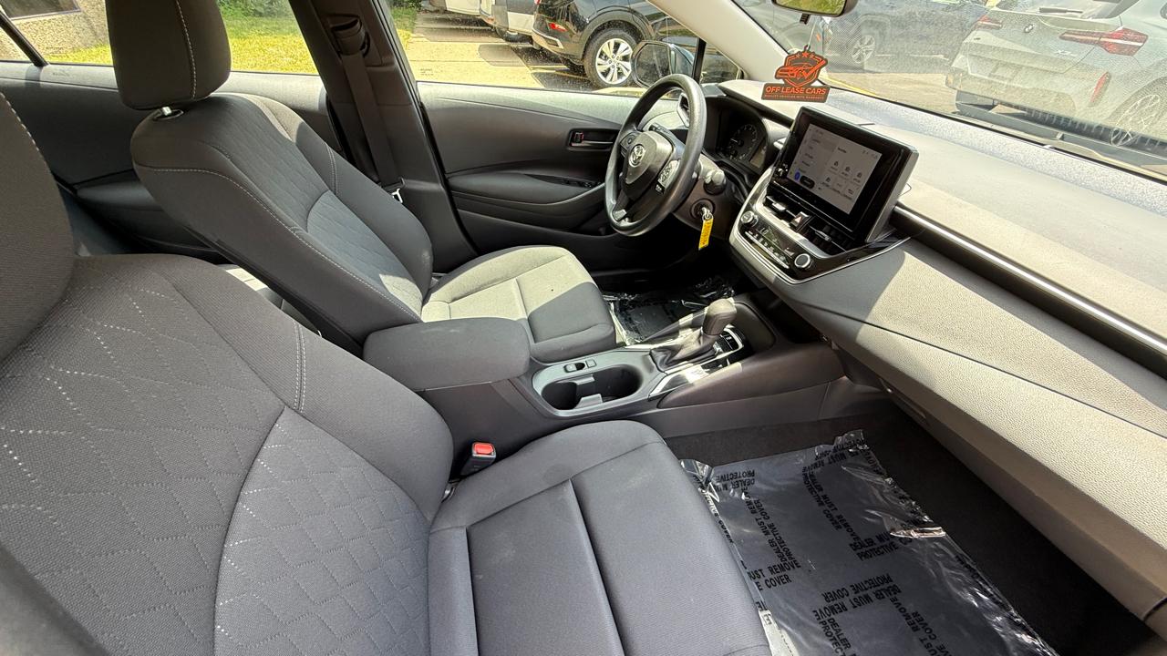 Toyota Corolla LE 2025