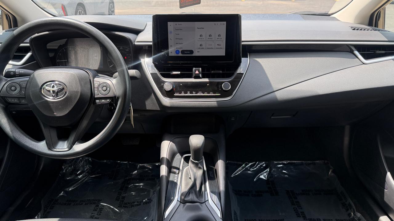 Toyota Corolla LE 2025