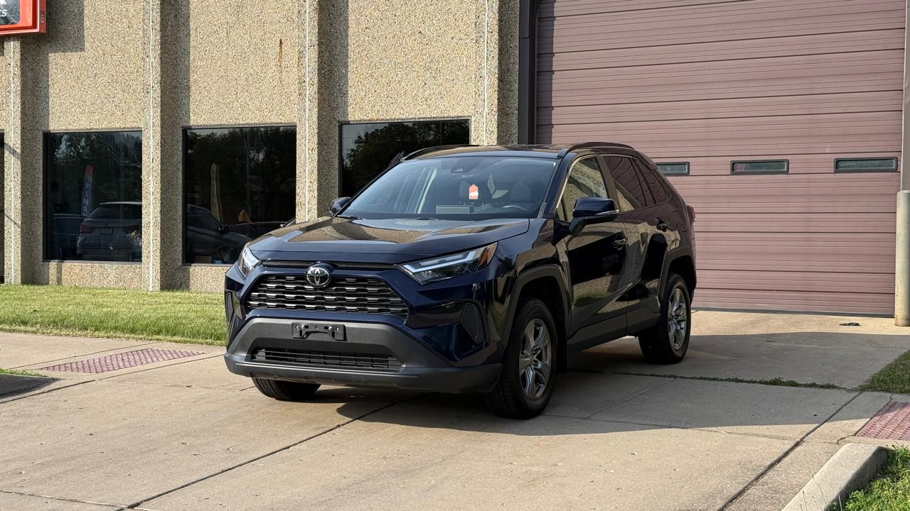Toyota RAV4 XLE AWD 2023