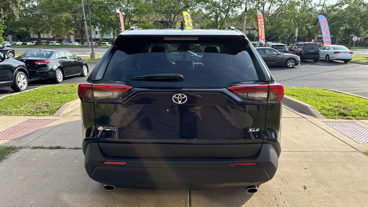Toyota RAV4 XLE AWD 2023