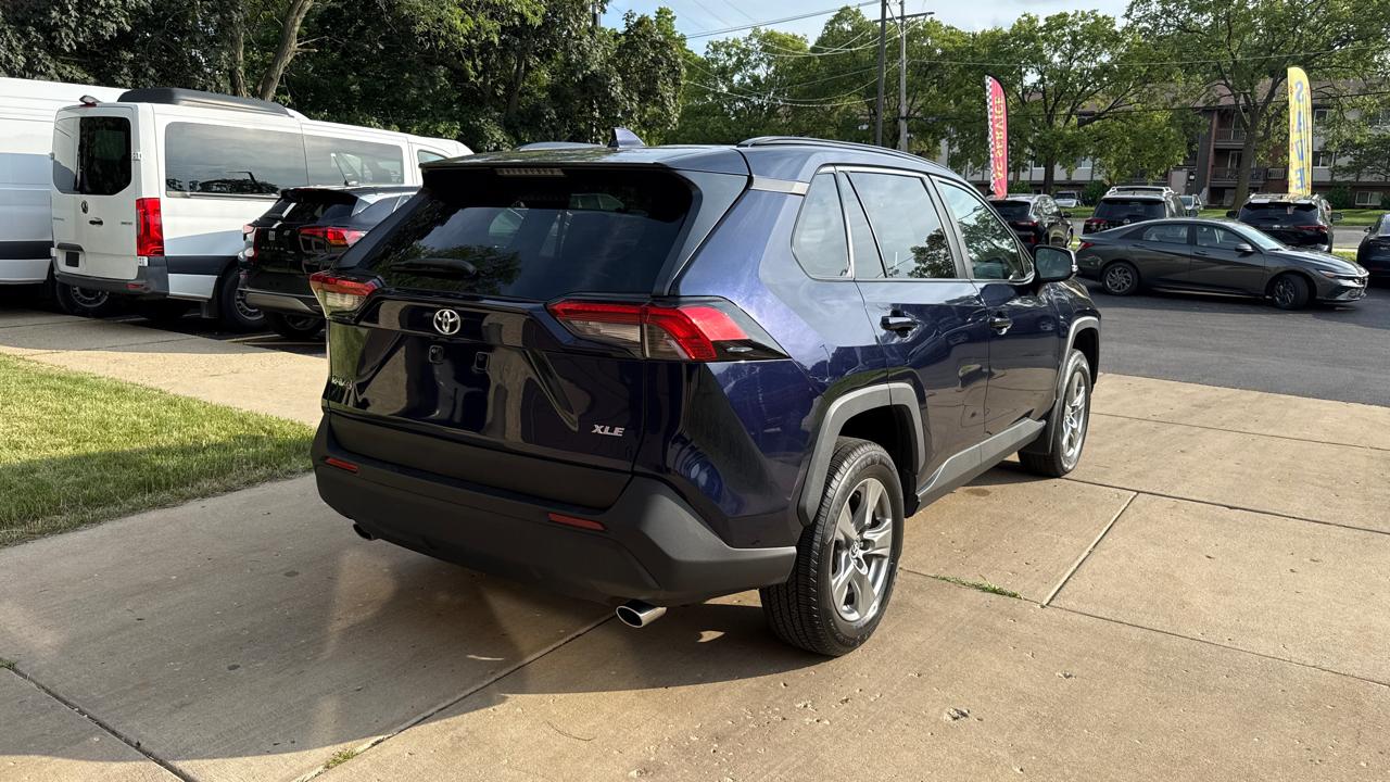 Toyota RAV4 XLE AWD 2023