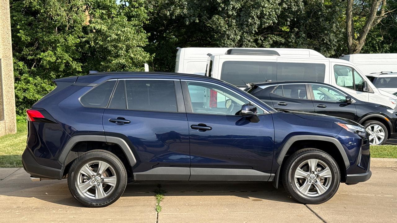 Toyota RAV4 XLE AWD 2023