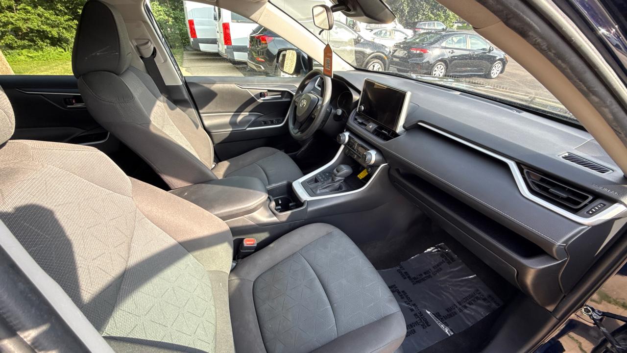 Toyota RAV4 XLE AWD 2023