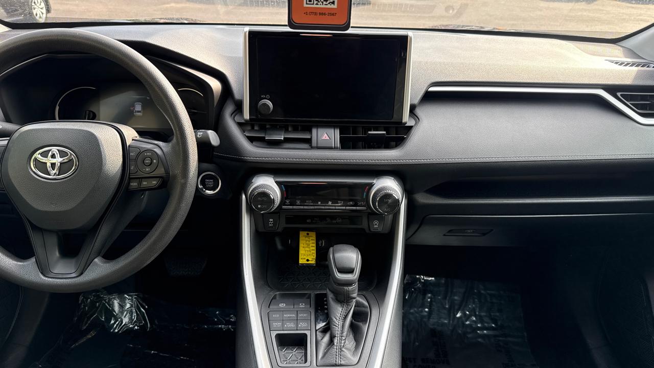 Toyota RAV4 XLE AWD 2023