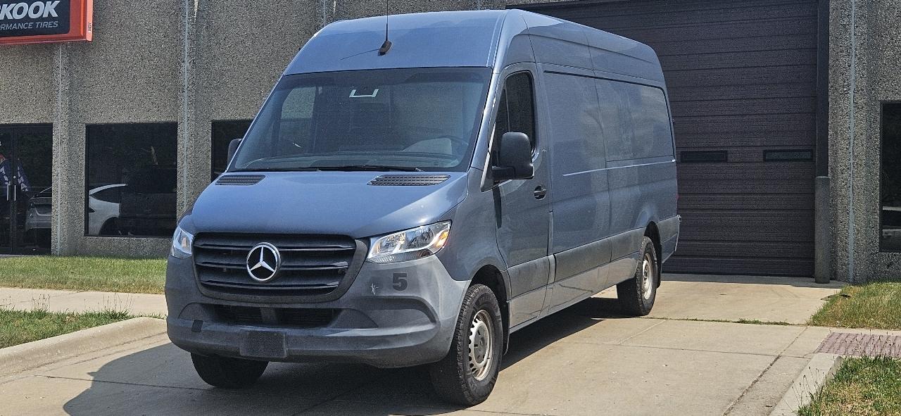 Mercedes-Benz Sprinter 3500 Wagon High Roof 170-in. WB 2019