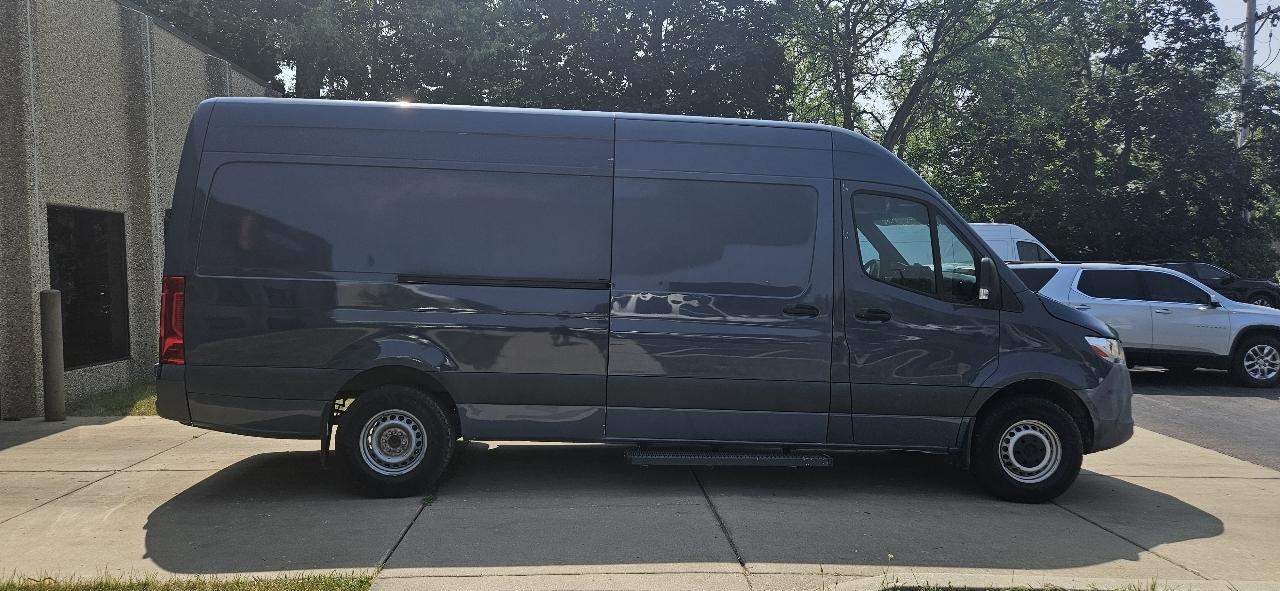 Mercedes-Benz Sprinter 3500 Wagon High Roof 170-in. WB 2019
