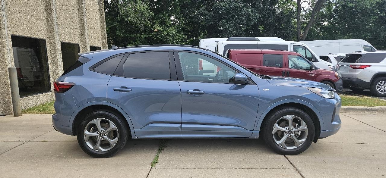 Ford Escape ST-Line Select  Hybrid AWD 2024