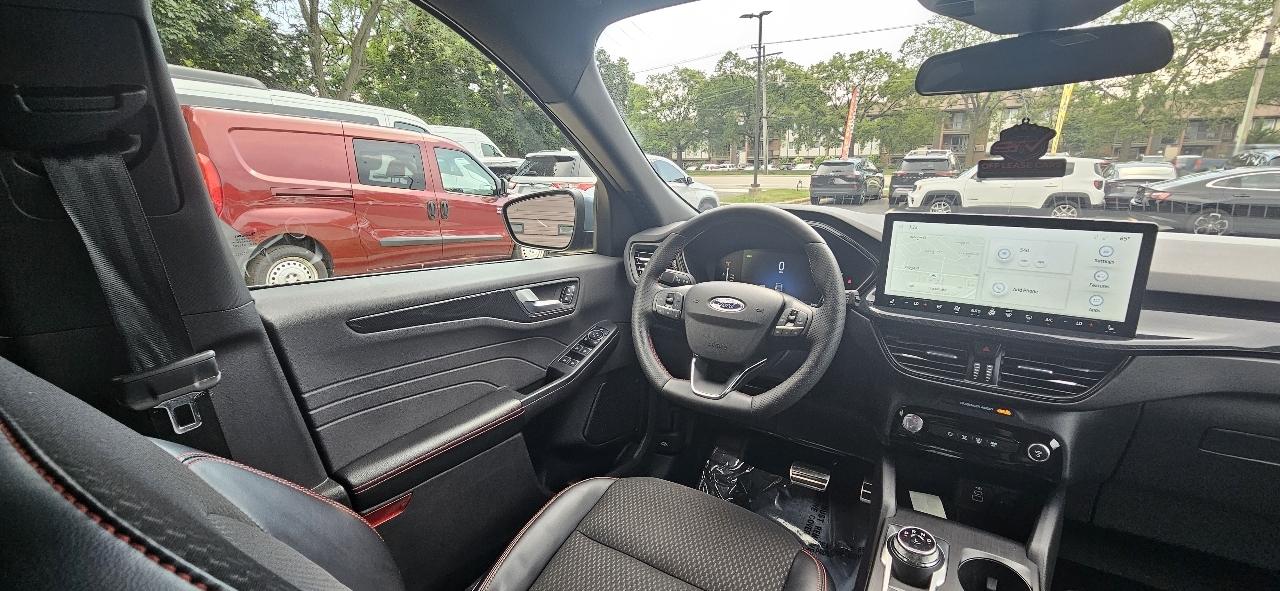 Ford Escape ST-Line Select  Hybrid AWD 2024