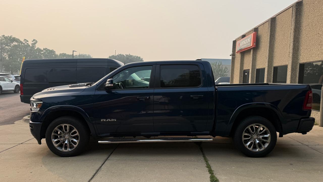 RAM 1500 Laramie Crew Cab SWB 4WD 2021
