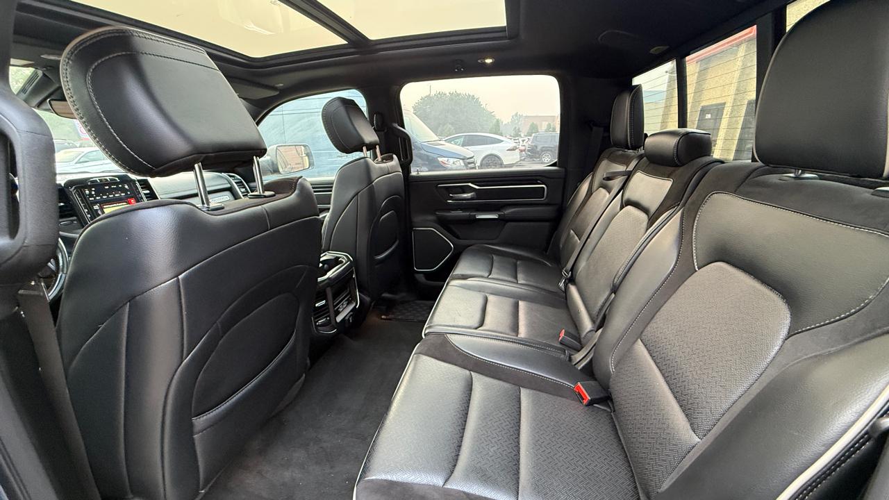 RAM 1500 Laramie Crew Cab SWB 4WD 2021