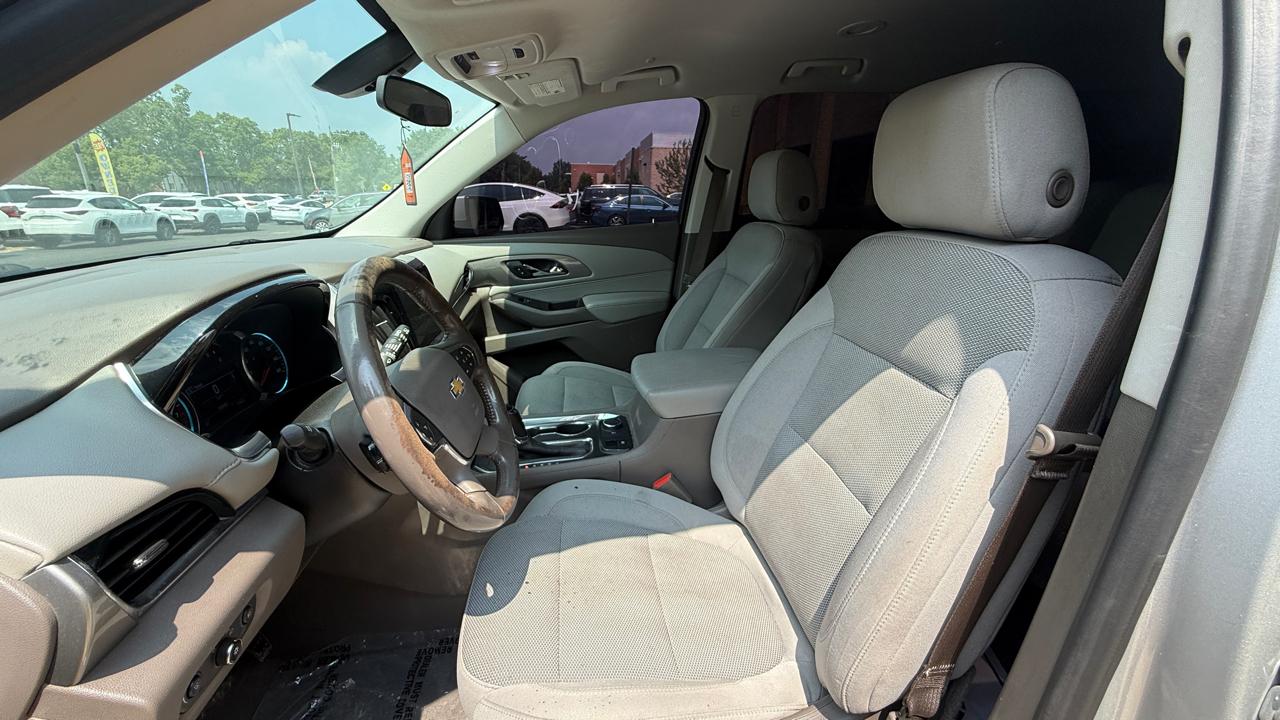 Chevrolet Traverse LT Cloth FWD 2019