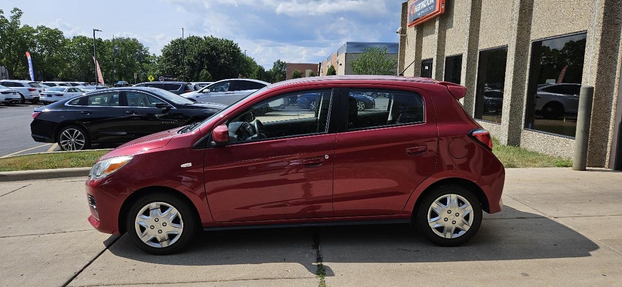 Mitsubishi Mirage ES CVT 2021