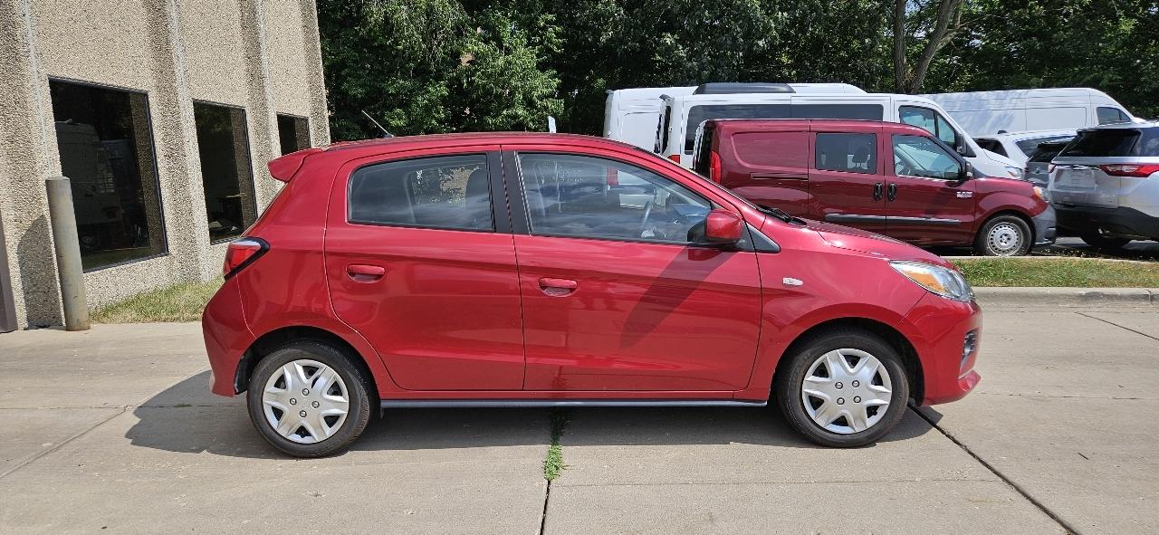 Mitsubishi Mirage ES CVT 2021