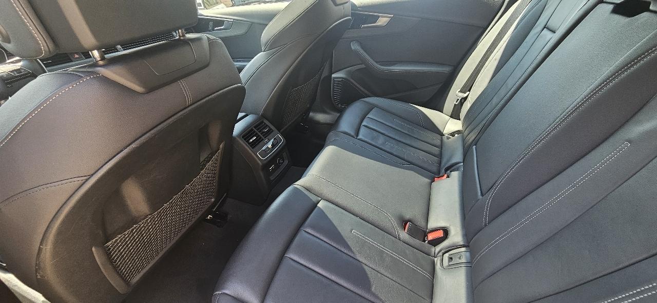 Audi A4 Prestige 40 TFSI quattro 2024
