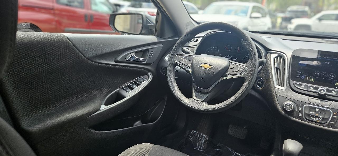 Chevrolet Malibu LS 2024