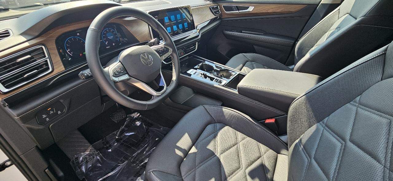 Volkswagen Atlas SE w/Technology 4MOTION 2025