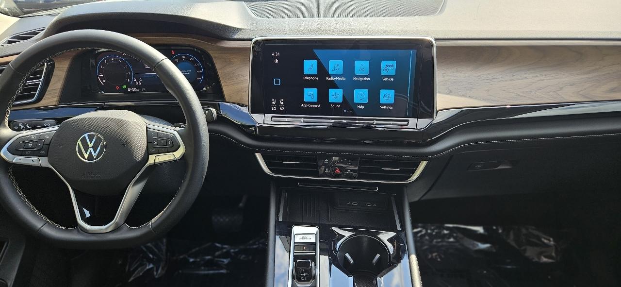 Volkswagen Atlas SE w/Technology 4MOTION 2025