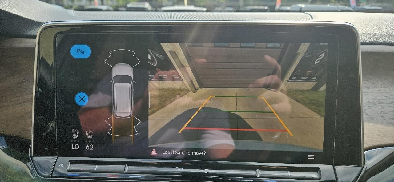 Volkswagen Atlas SE w/Technology 4MOTION 2025