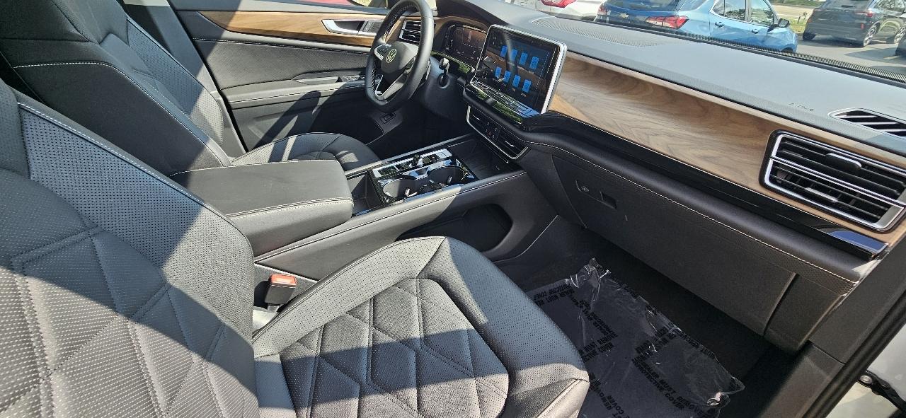 Volkswagen Atlas SE w/Technology 4MOTION 2025