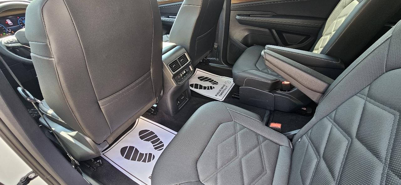 Volkswagen Atlas SE w/Technology 4MOTION 2025
