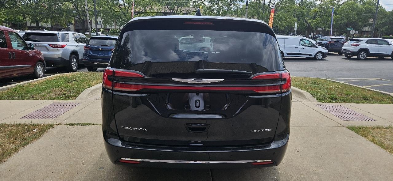 Chrysler Pacifica Limited 2026