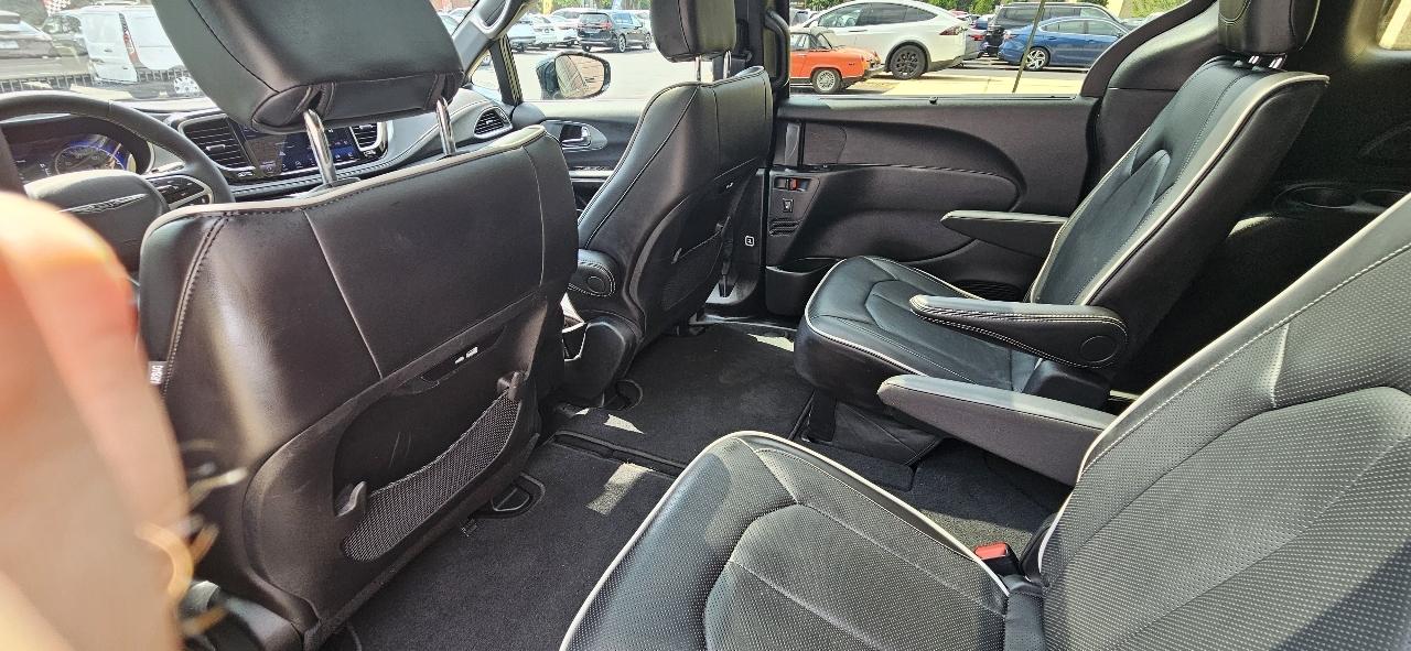 Chrysler Pacifica Limited 2026