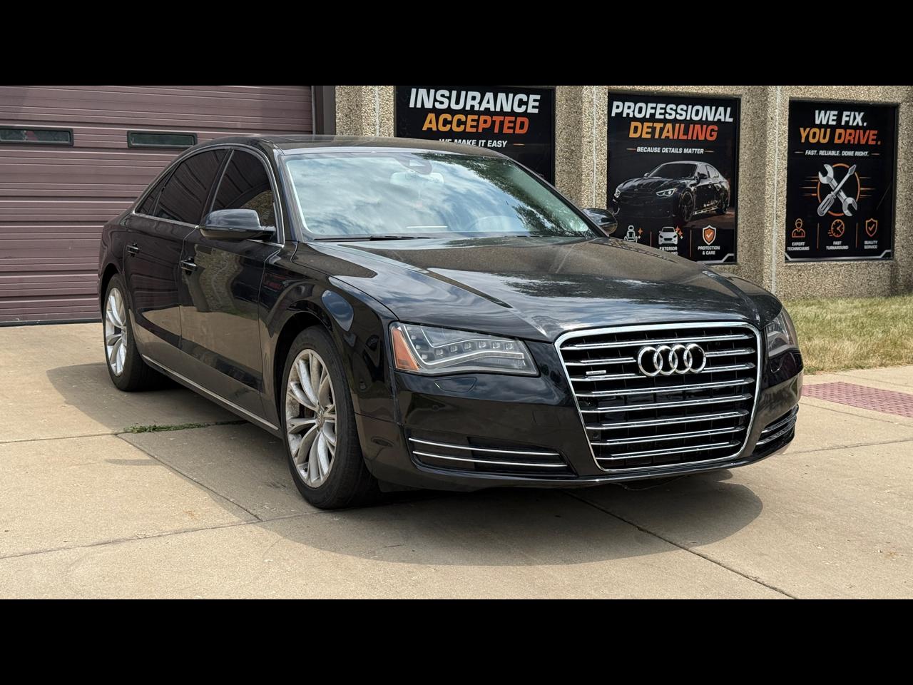 Audi A8 4.2L quattro 2012
