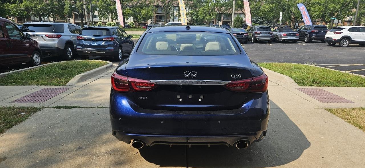 Infiniti Q50 3.0t LUXE AWD 2022