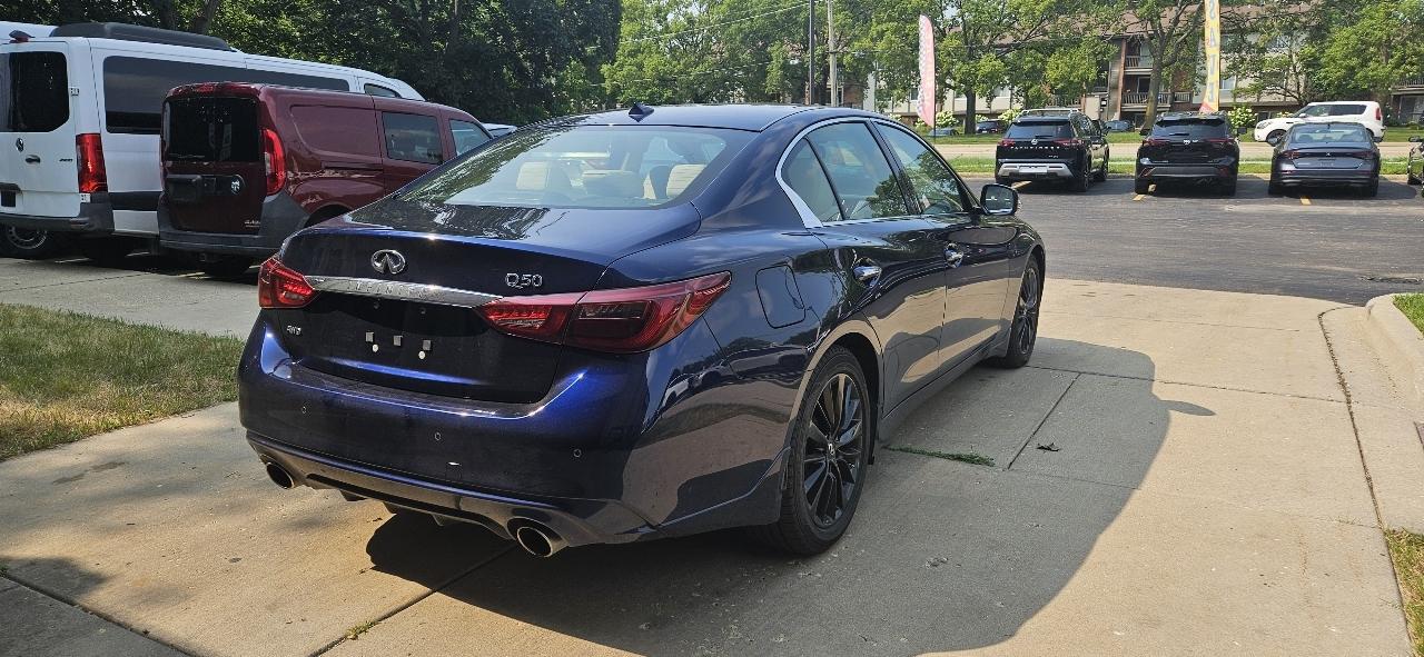 Infiniti Q50 3.0t LUXE AWD 2022