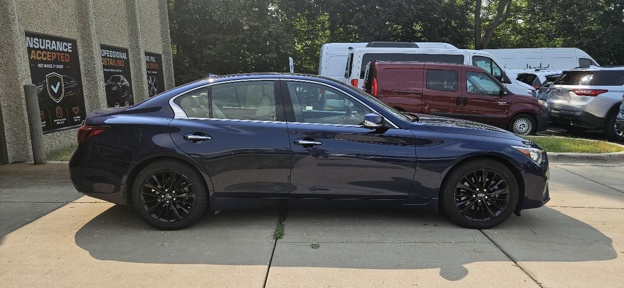 Infiniti Q50 3.0t LUXE AWD 2022