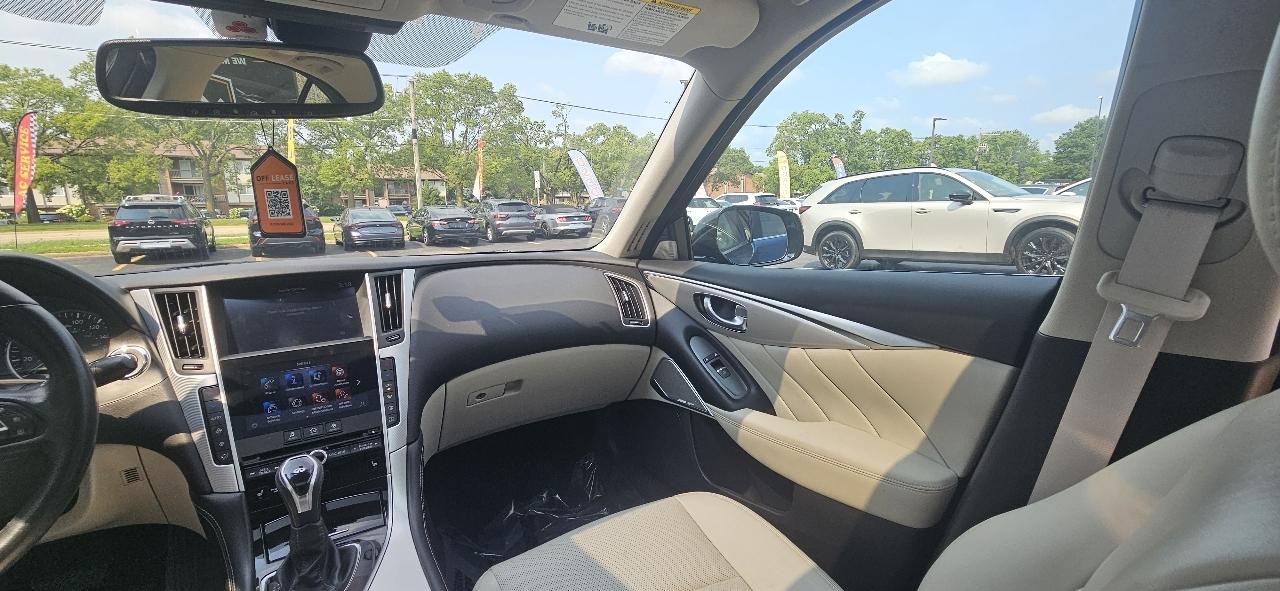 Infiniti Q50 3.0t LUXE AWD 2022