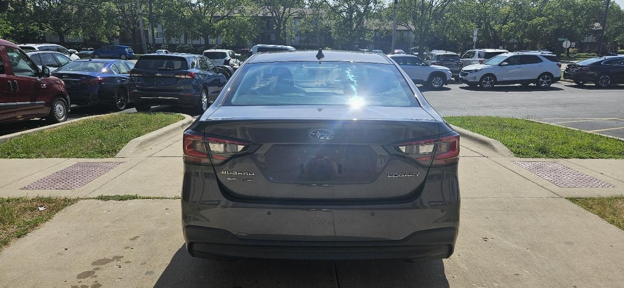 Subaru Legacy Limited 2022