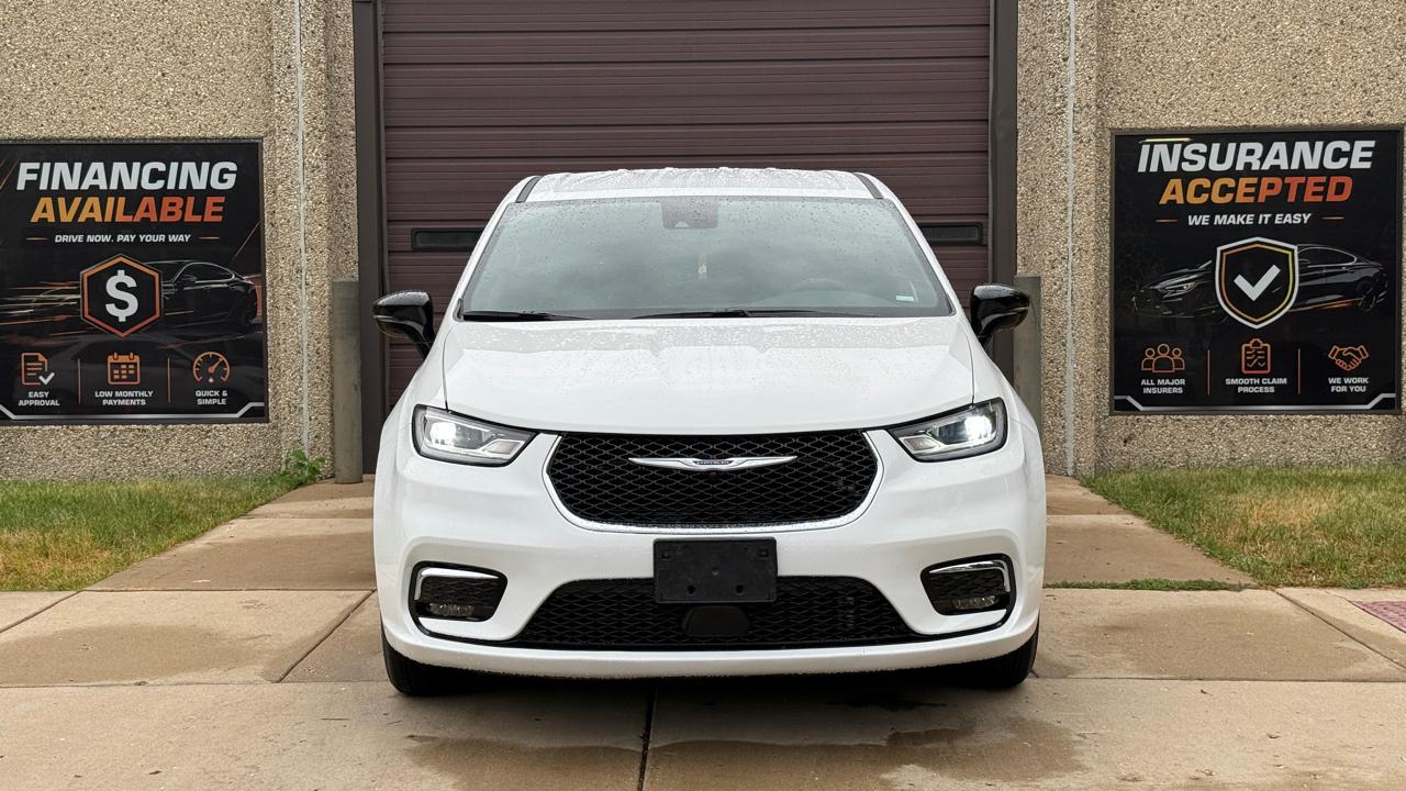 Chrysler Pacifica Select 2026