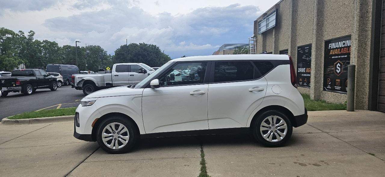 Kia Soul LX CVT 2022