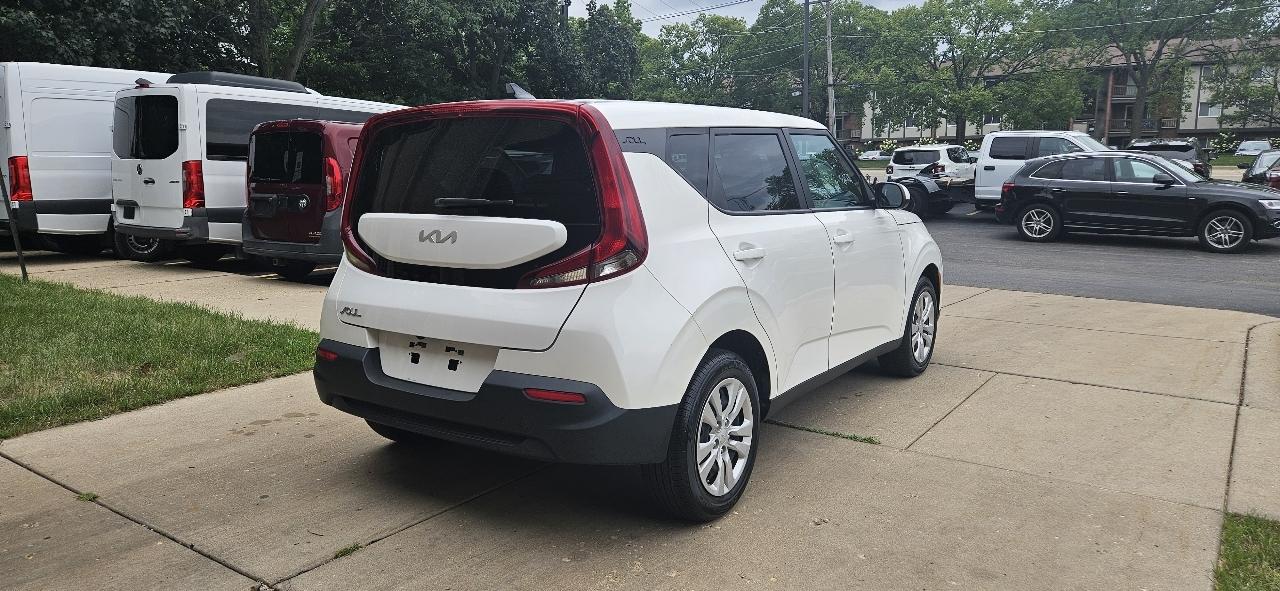 Kia Soul LX CVT 2022