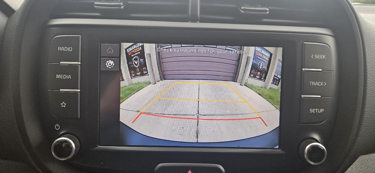 Kia Soul LX CVT 2022