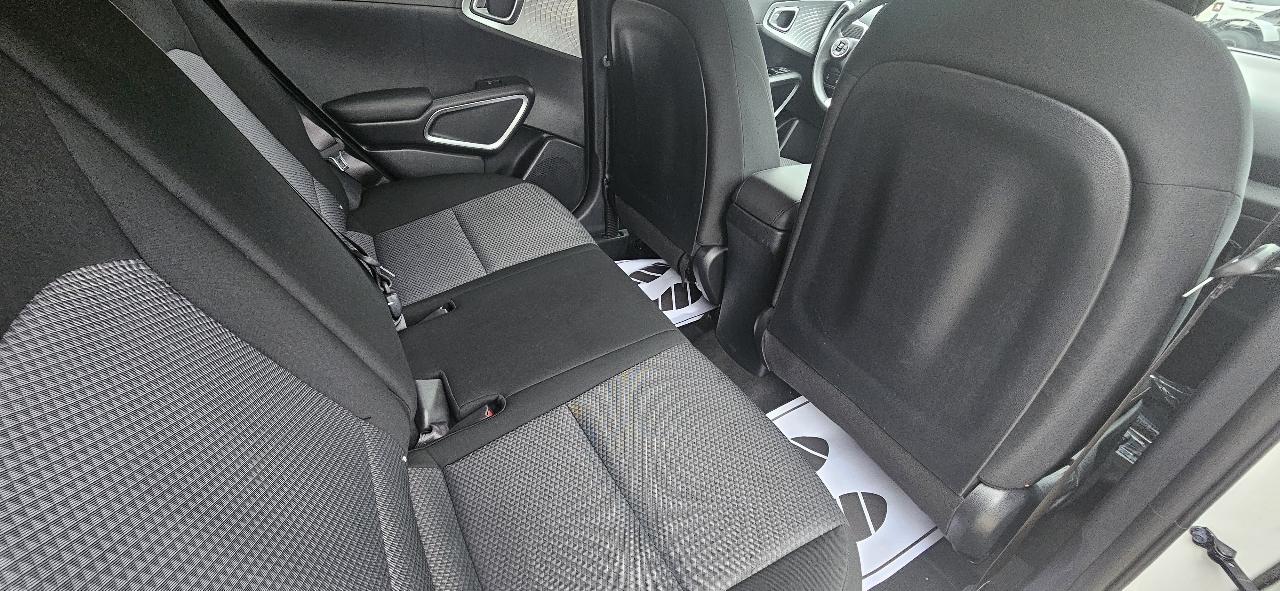 Kia Soul LX CVT 2022
