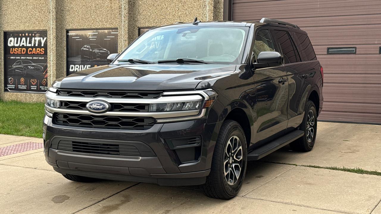 Ford Expedition XLT 4WD 2024