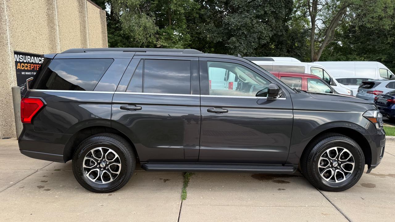 Ford Expedition XLT 4WD 2024