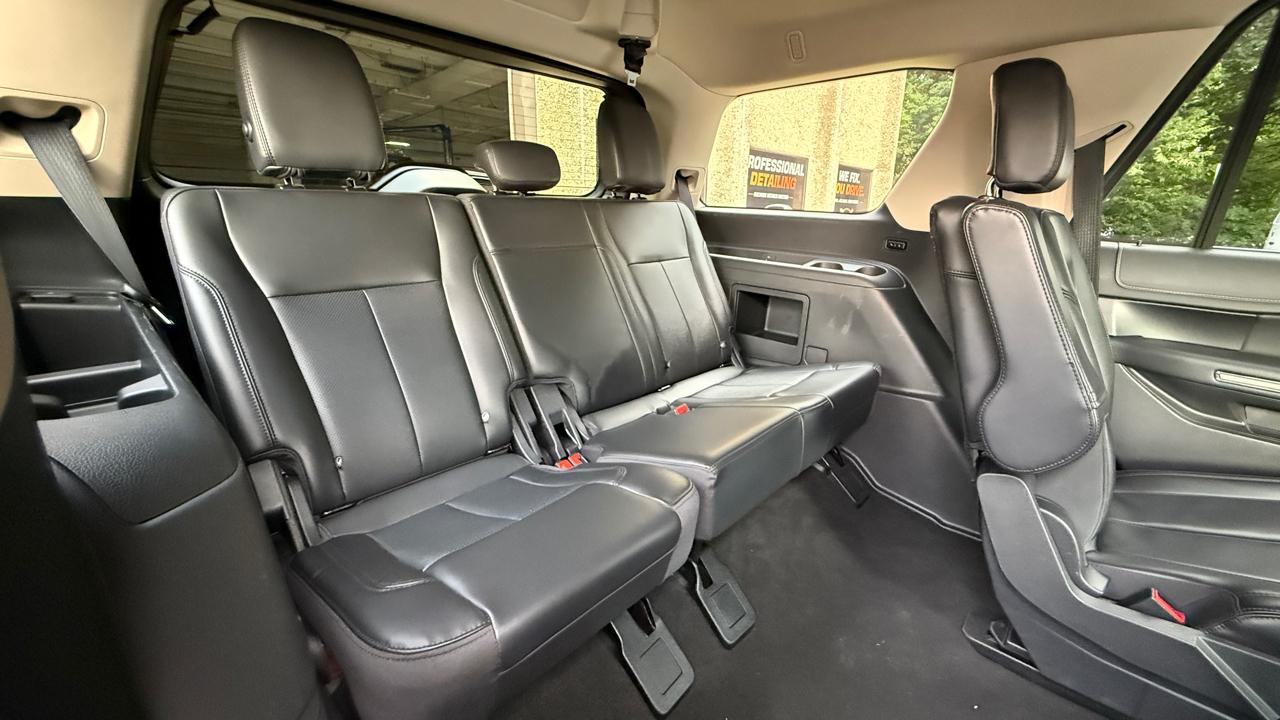 Ford Expedition XLT 4WD 2024